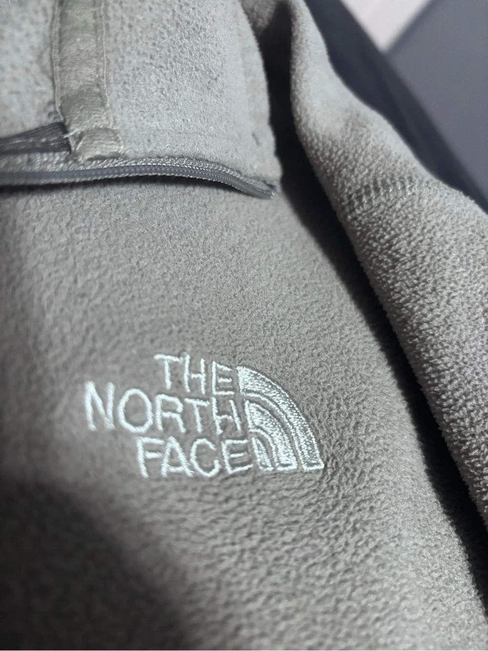 The North Face Men’s Gray Half-Zip Fleece Pullover